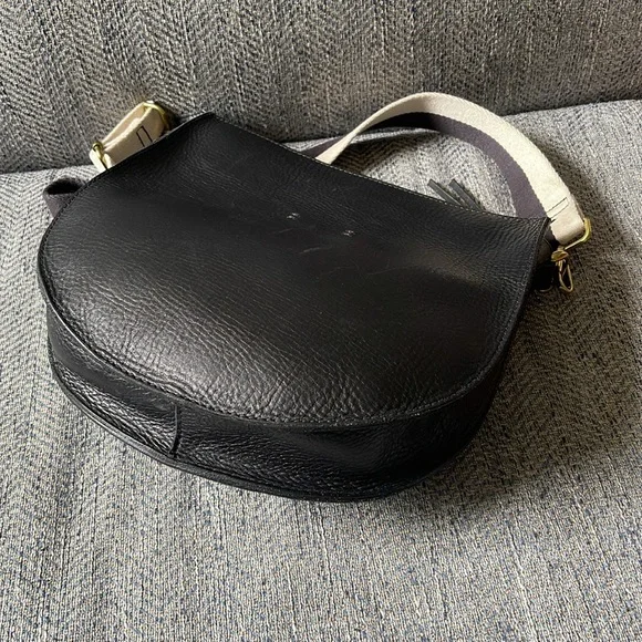 MADEWELL The Transport SaddleBag Black Leather Crossbody Sling Bag - Picture 15 of 16